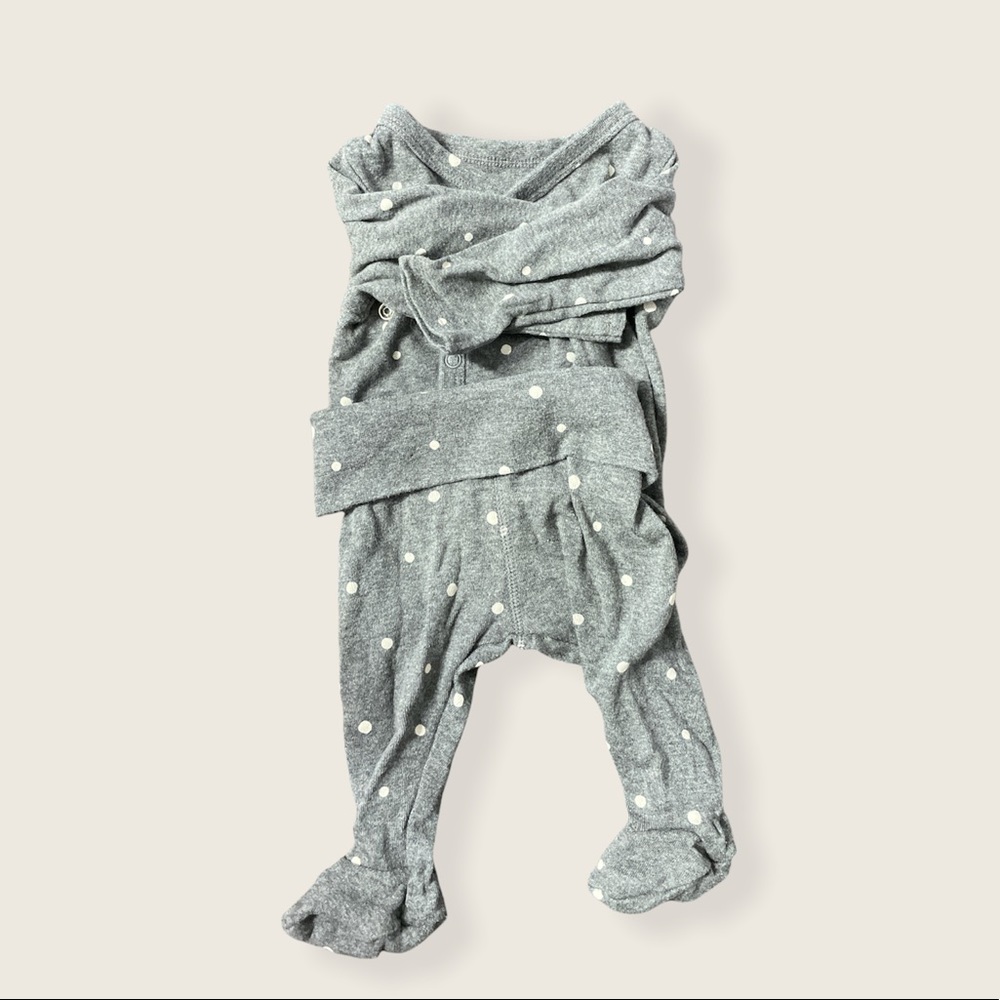 2 pairs! H&M body suit and footed pants